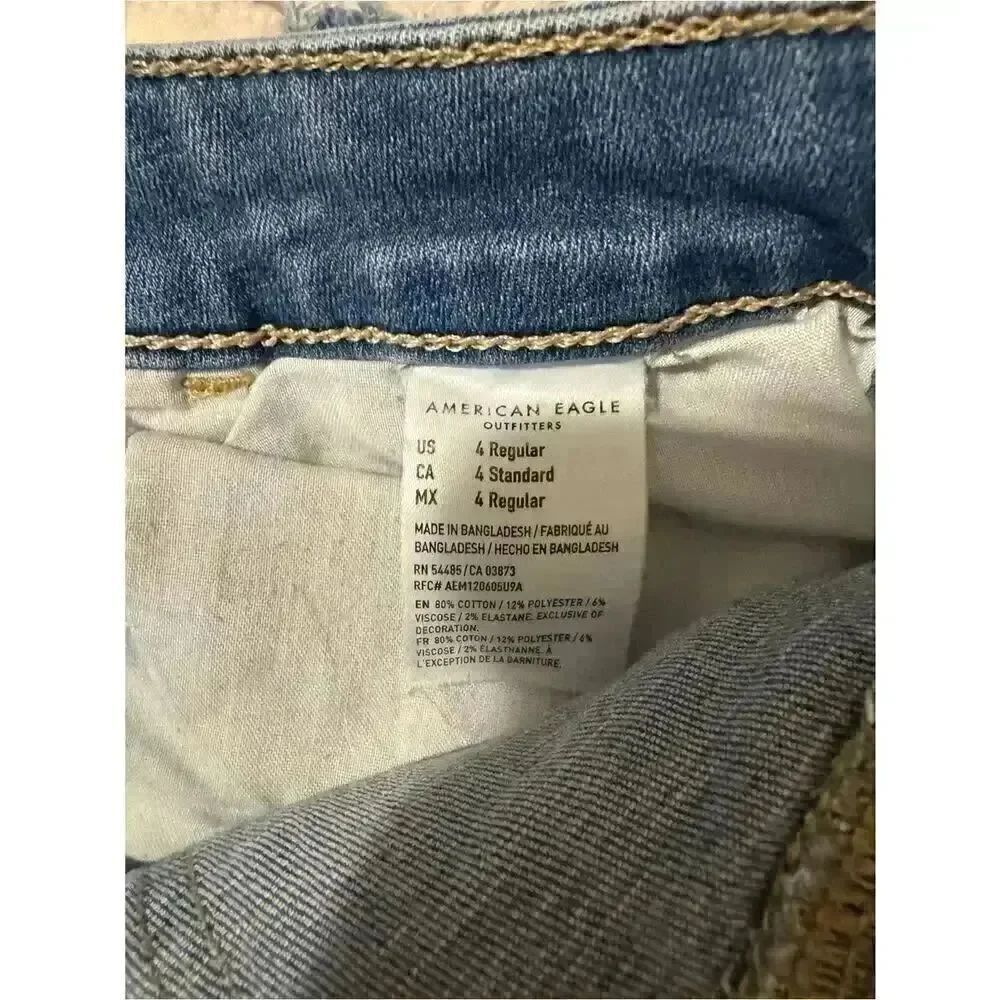 Lot of Women’s Jeans!!! - Picture 3 of 11